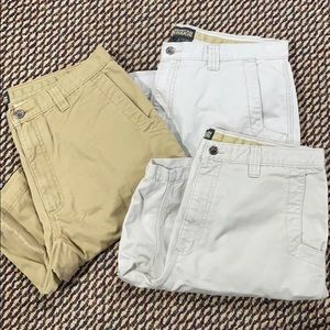 3 pairs of men’s size 36 shorts